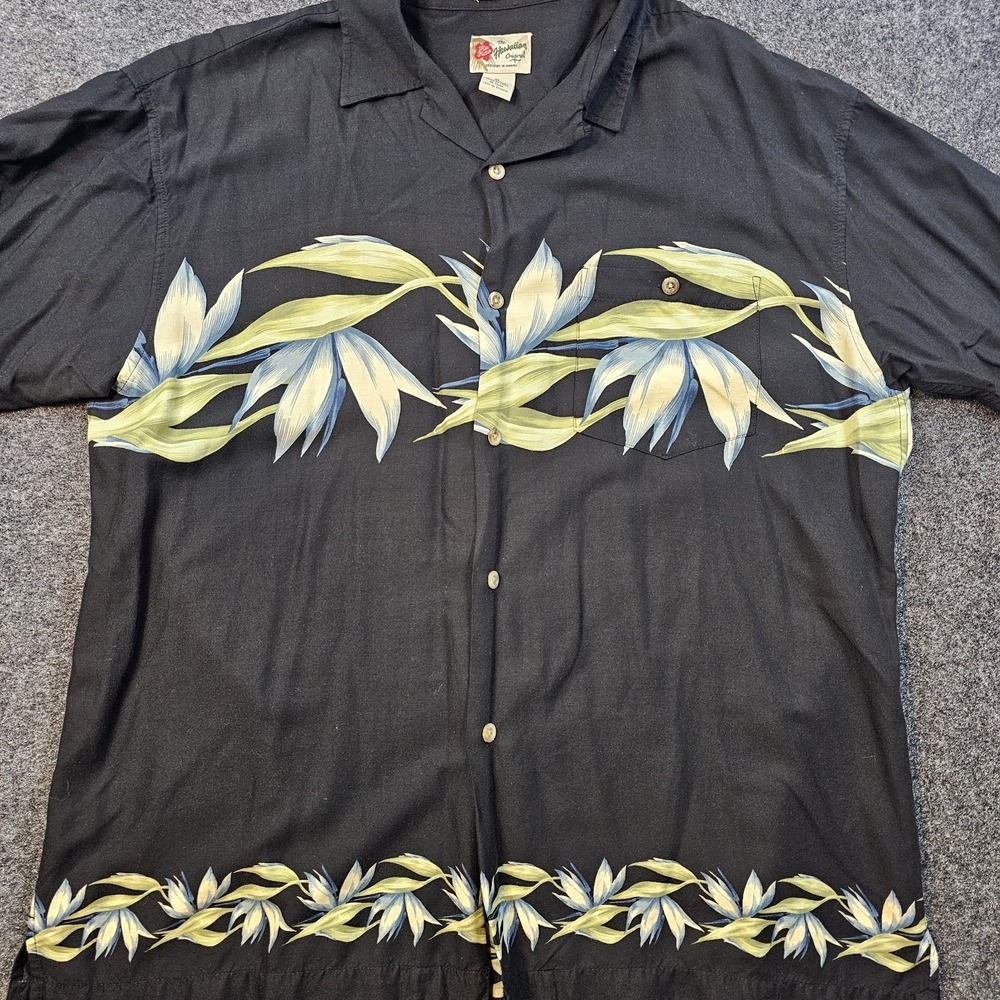 Hilo Hattie The Hawaiian Original Mens XL Black Floral Rayon Button Up Resort